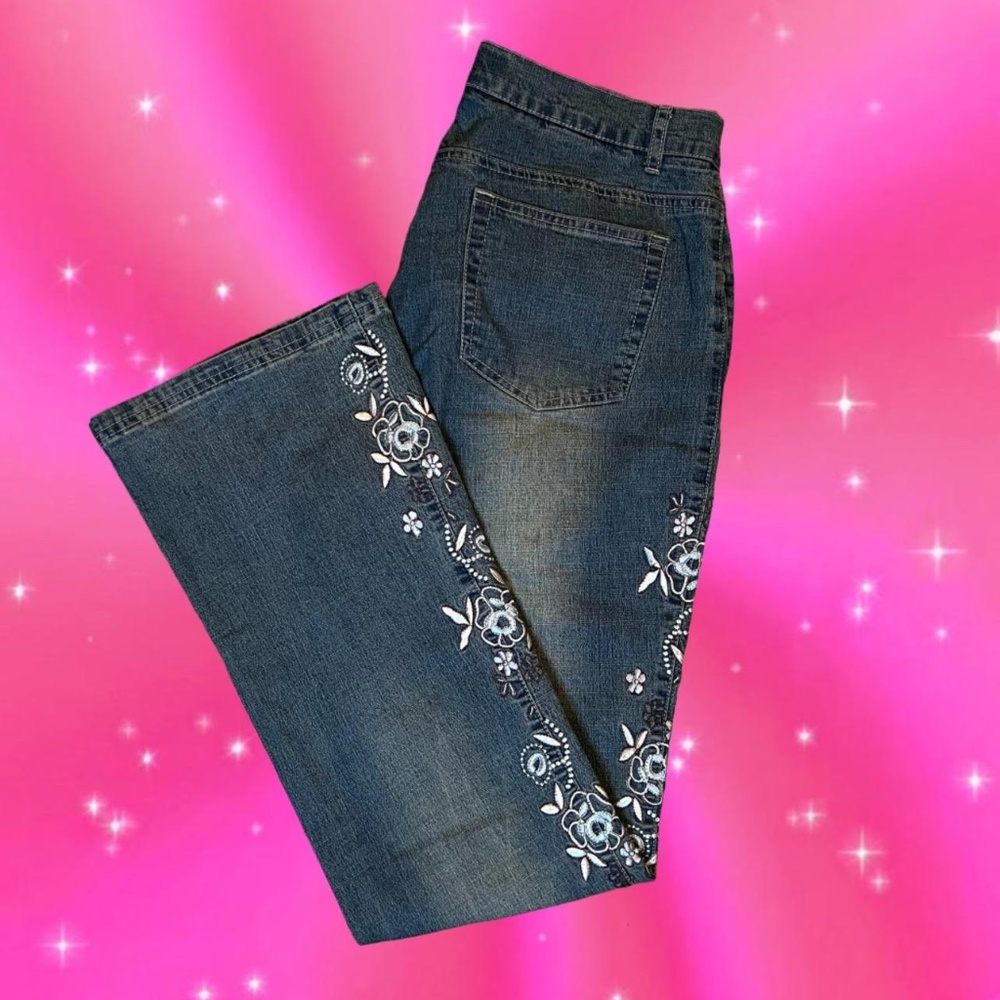 2000's Floral Embroidered Flare Cut Jeans